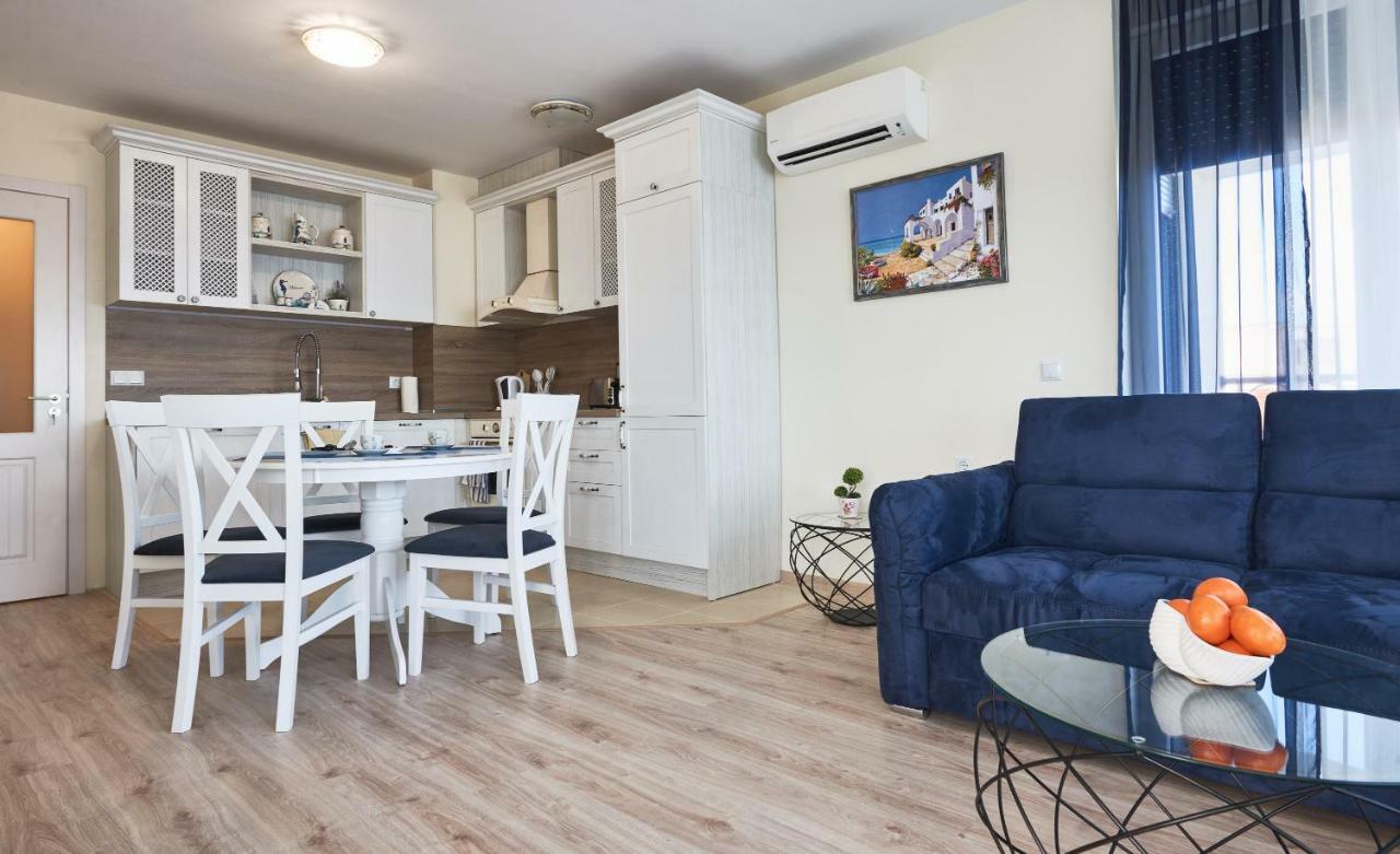 Morning Star Deluxe Apartamento Chernomorets Exterior foto