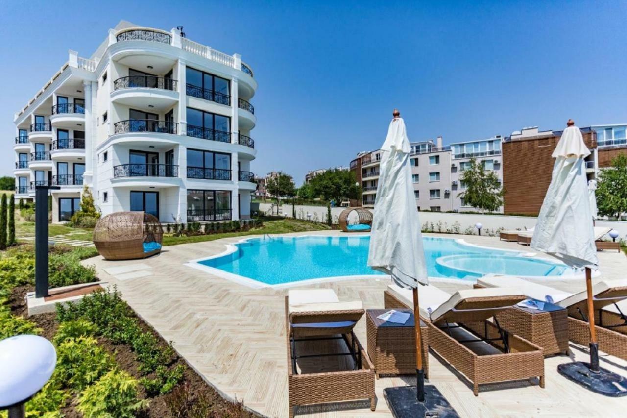 Morning Star Deluxe Apartamento Chernomorets Exterior foto